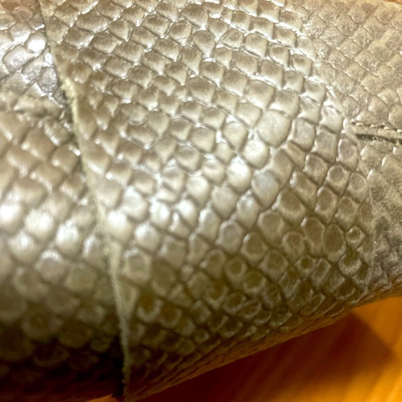 Free People Women’s Snakeskin Loafer Mules size 40 - Picture 7 of 8